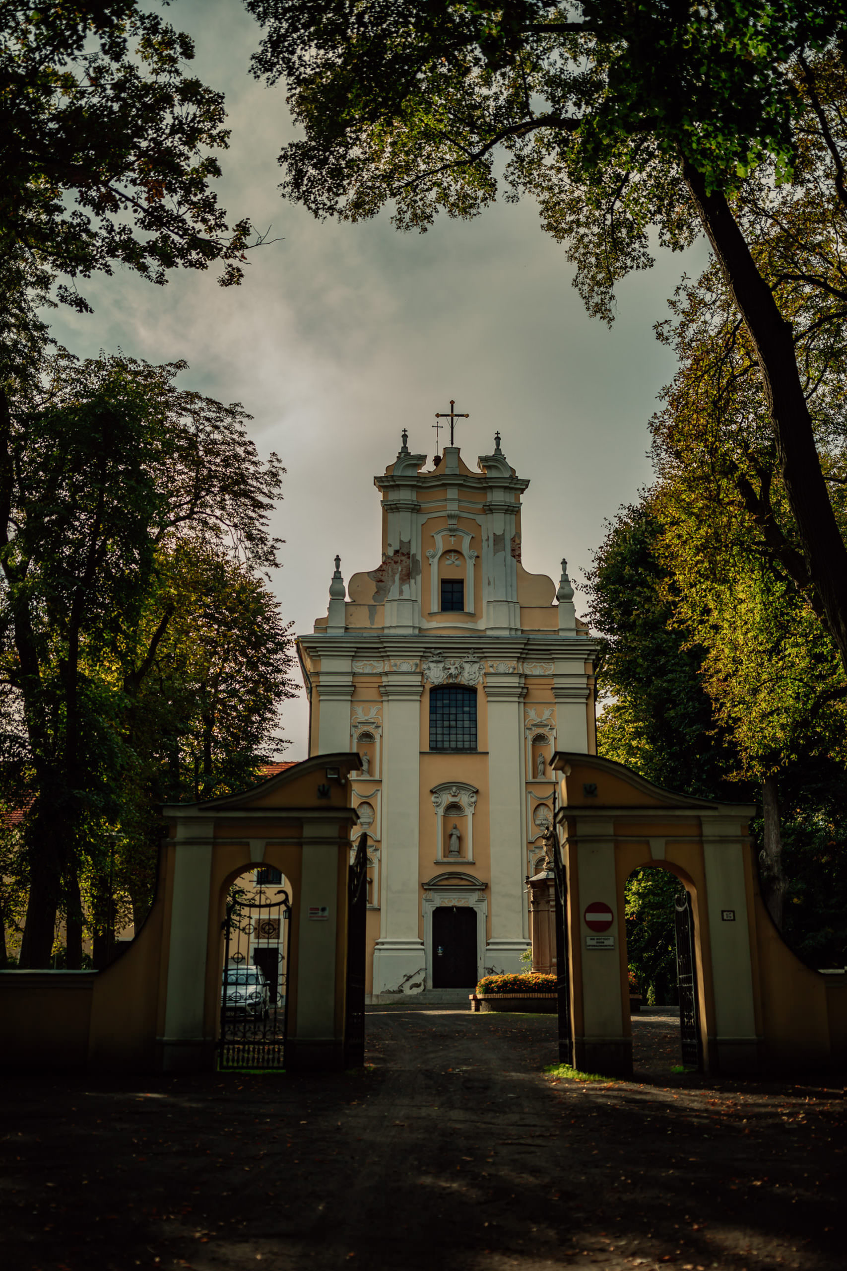Klasztor Franciszków Woźniki